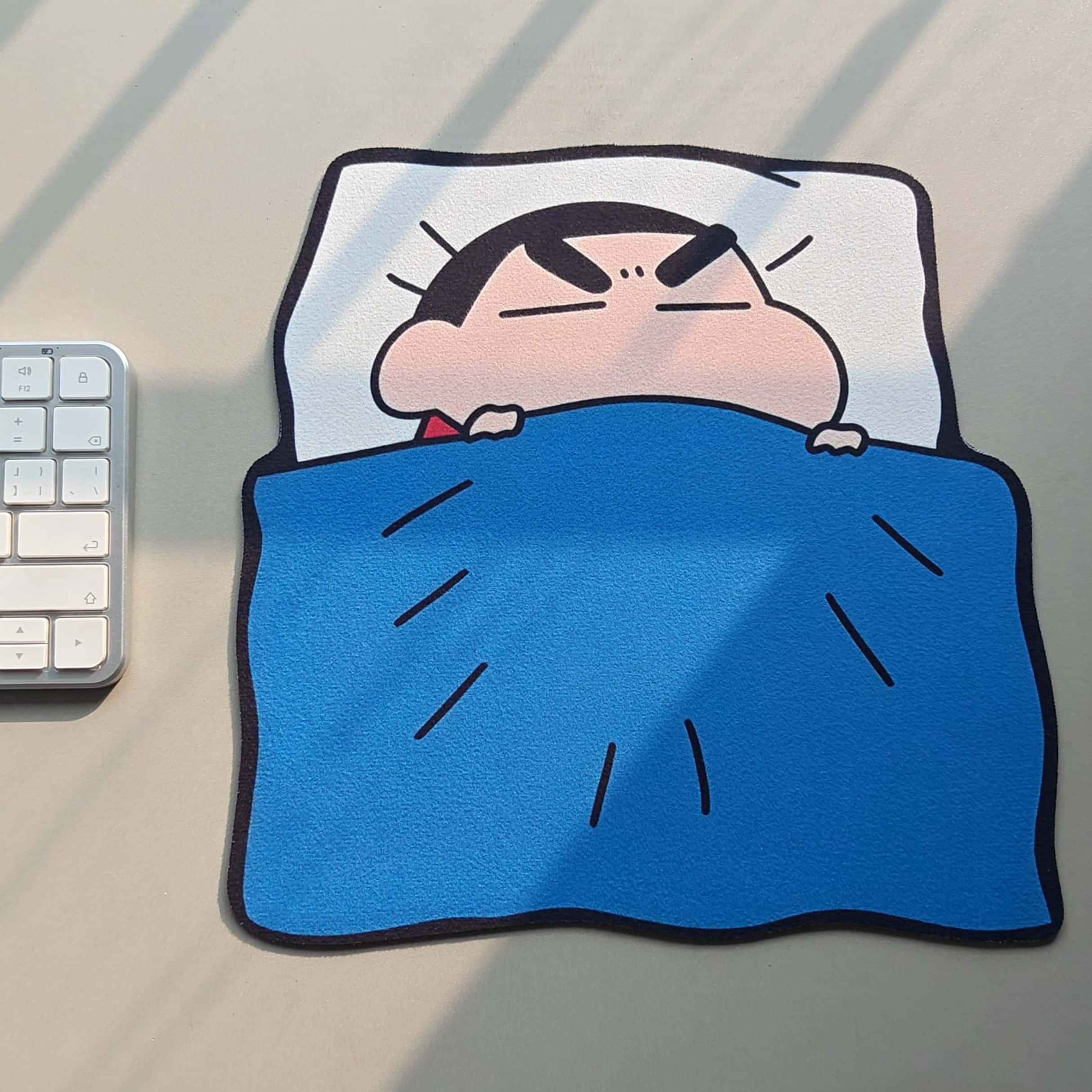 Cute Crayon Shinchan Mouse Pad - Desk Setup Rug ulasan dan harga