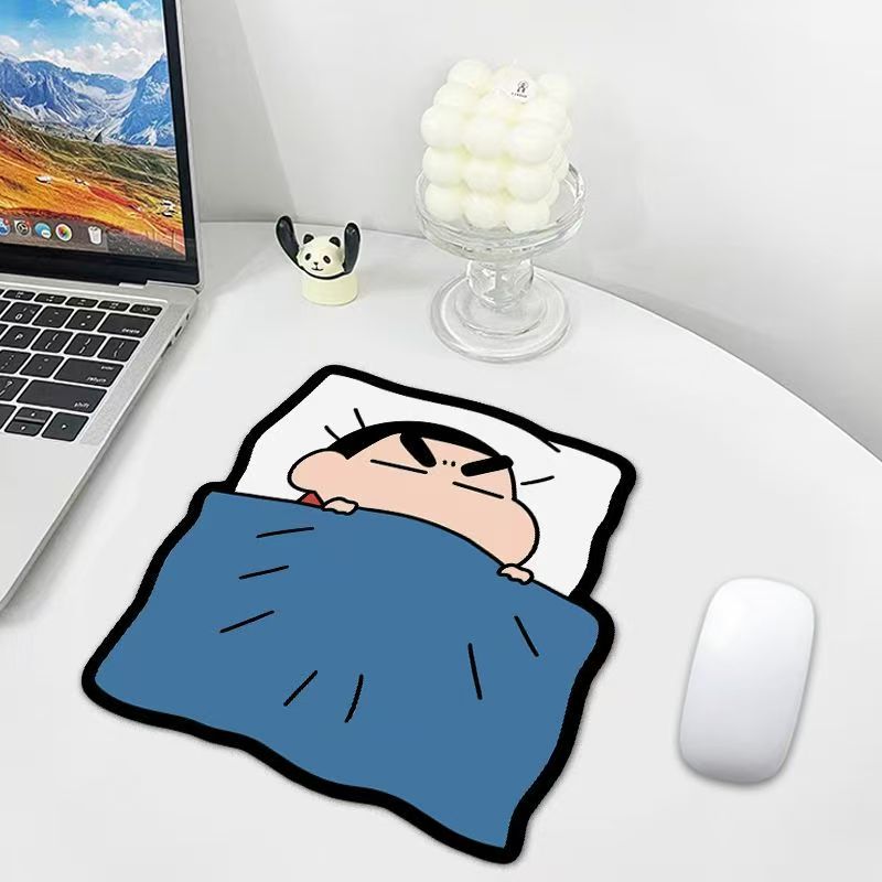 Cute Crayon Shinchan Mouse Pad - Desk Setup Rug ulasan dan harga